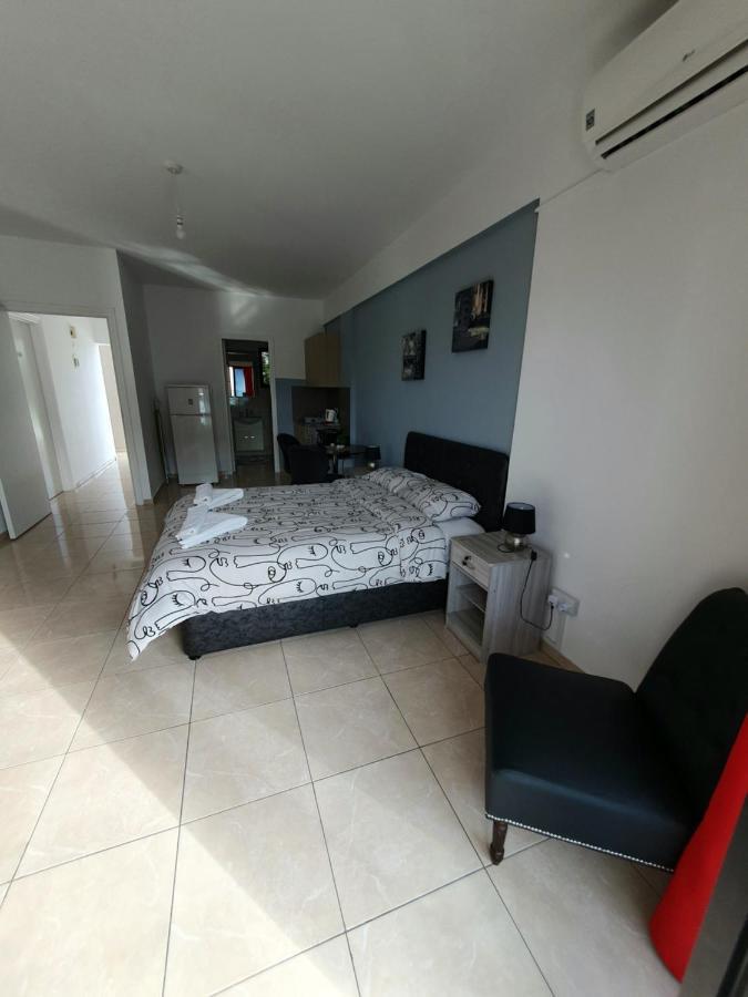 Valentina Apartments Paphos Exterior photo
